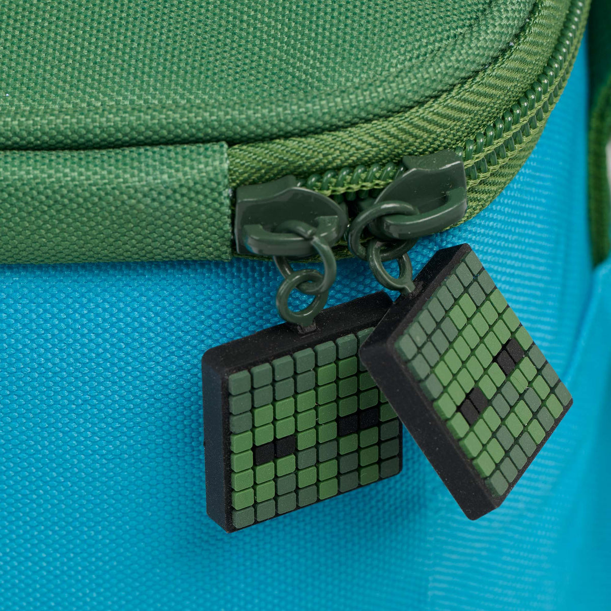 minecraft-chicken-jockey-square-lunch-cooler-bag-m4 00027778-Z.jpg