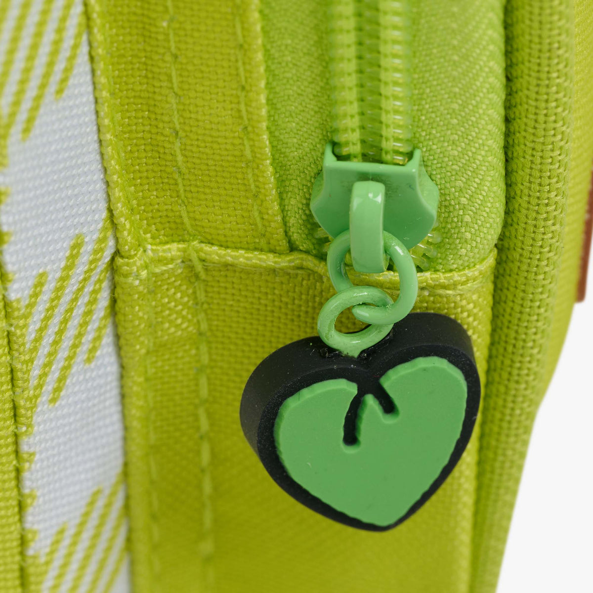 keroppitm-square-lunch-cooler-bag-e5 00028020-Z.jpg