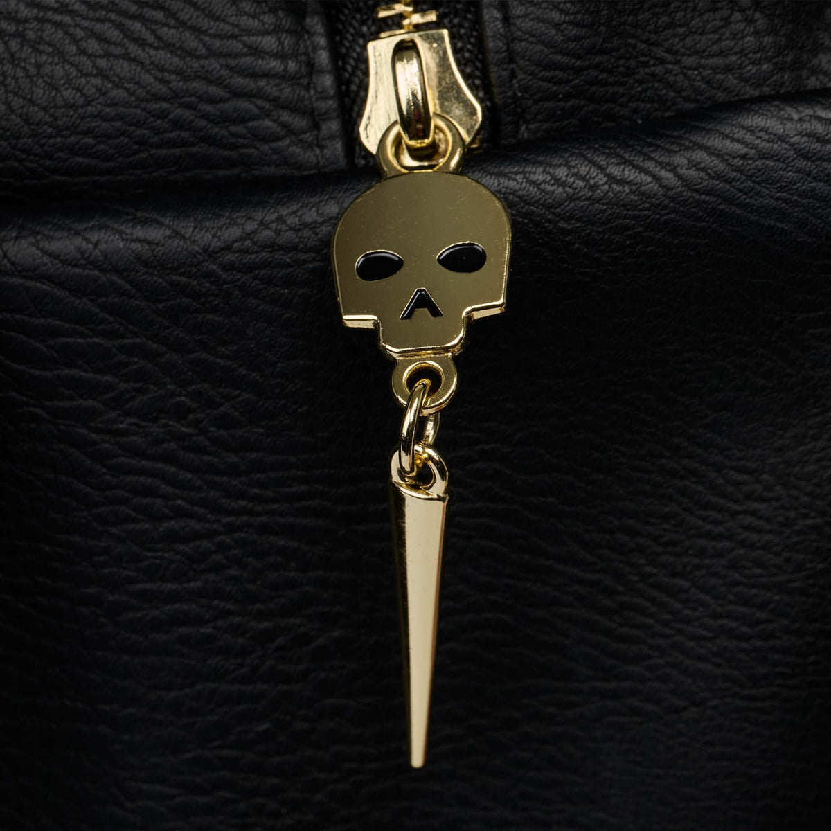 liquid-death-coffin-crossbody-cooler-bag-r5 00028055-Z.jpg