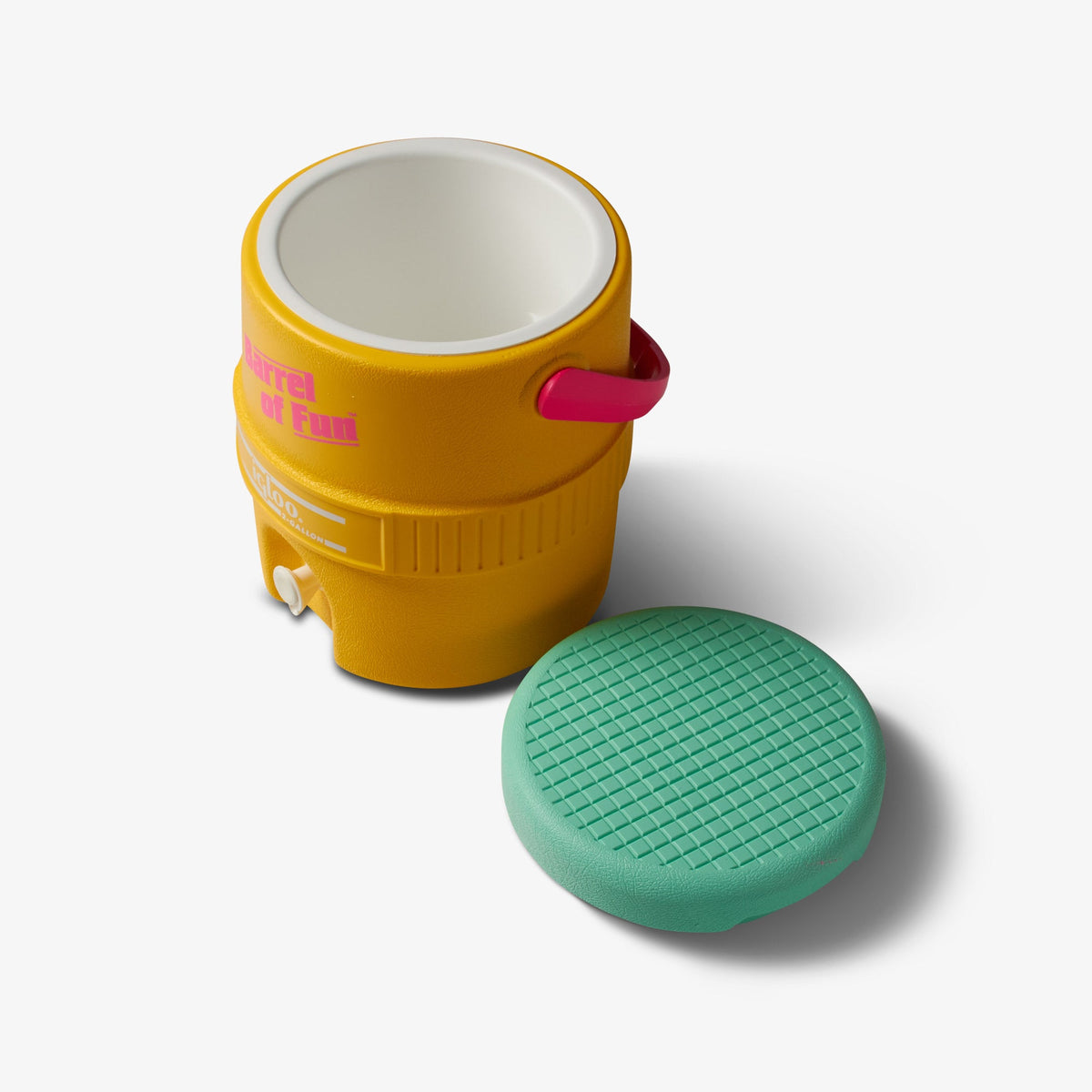 retro-barrel-of-fun-2-gallon-jug-k2 00031416_3.jpg