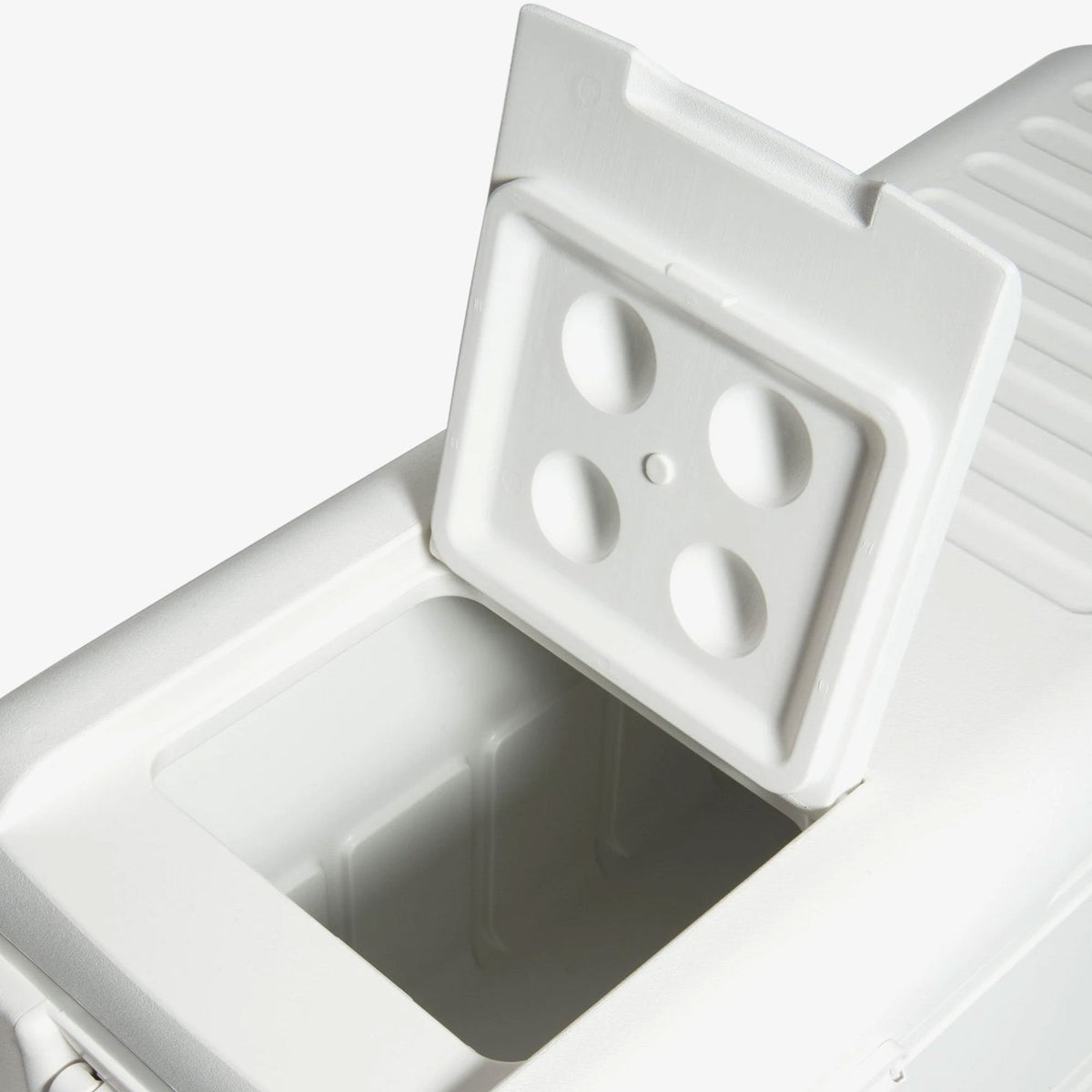 quick-and-cool-150-qt-cooler-f7 00044363-quick-and-cool-150-qt-cooler-cu-open-hatch_2c6197ae-88fc-4867-ad4f-5e48e4b855e0.jpg