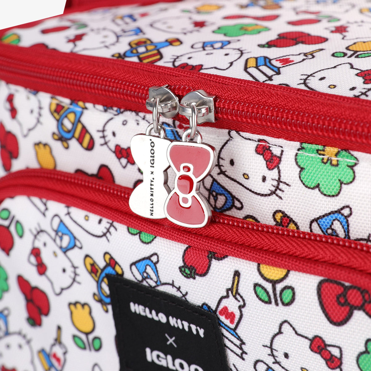 hello-kitty-square-lunch-cooler-bag-r0 00048910-C8.jpg