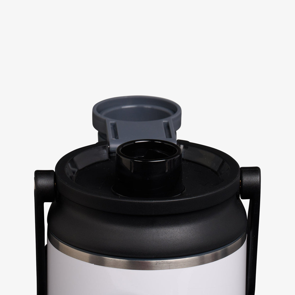 36-oz-twist-n-chug-bottle-u0 00071089-L1.jpg